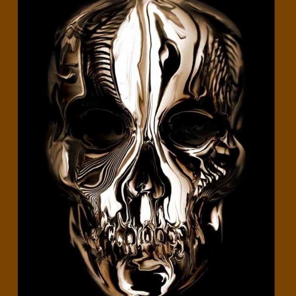 Alexander McQueen: Salvage Beauty